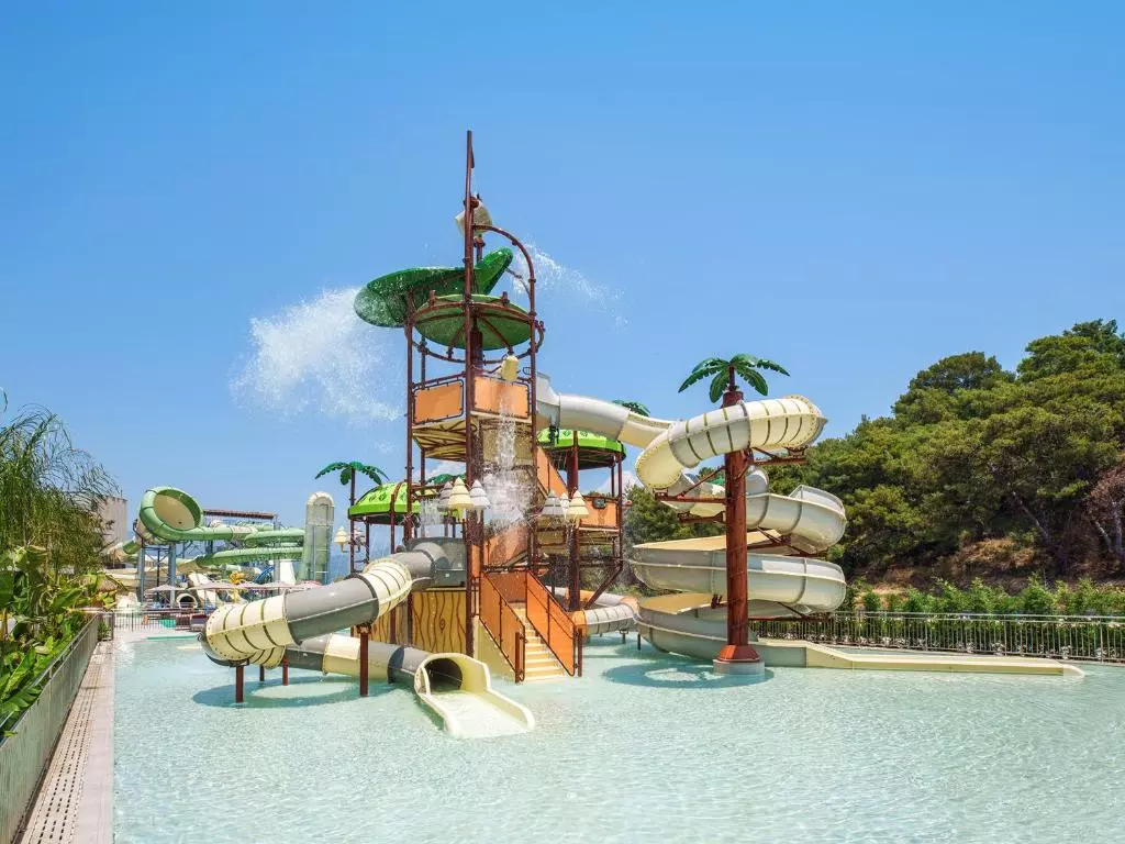 پارک آبی هتل ایکس او کیپ آرنا فتحیه